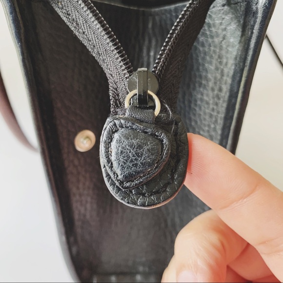 Vintage Brighton Pebbled Leather Purse – Compact & Loaded with Charm - Picture 11 of 14